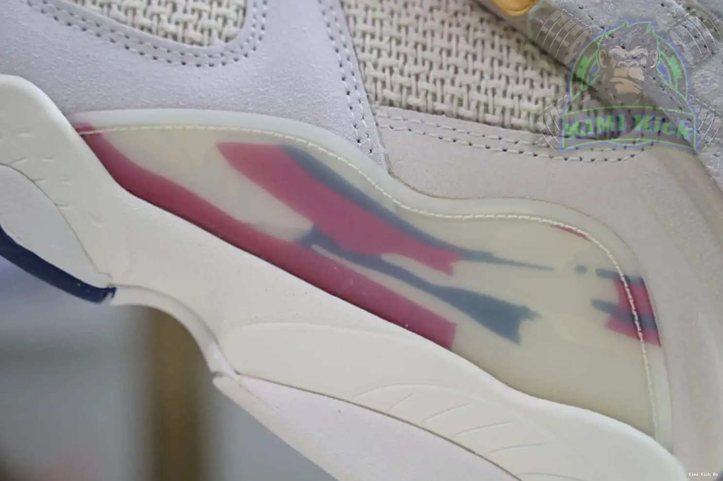 Kimikick x SoleFly Jordan Air 8 0817